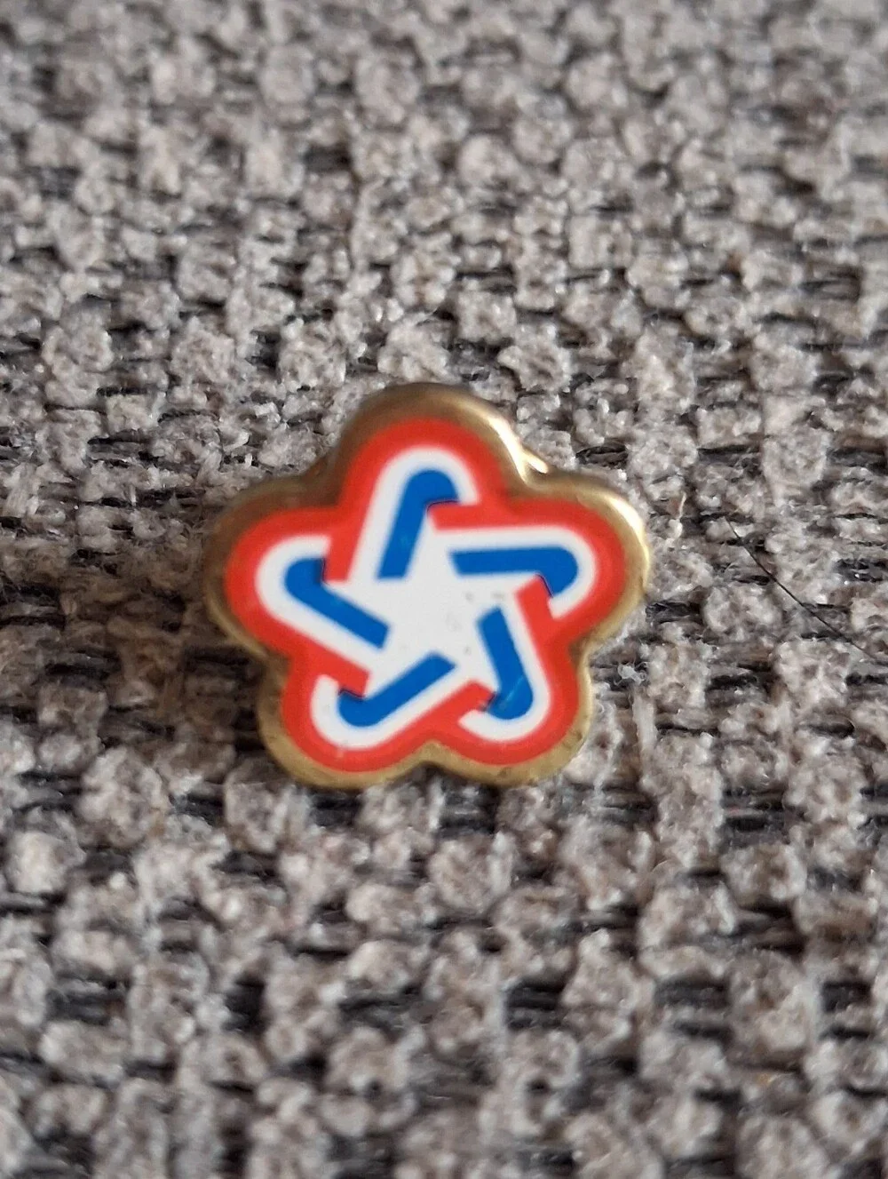 Vintage Bicentennial Star Enamel Star Pin - Red, Blue & White